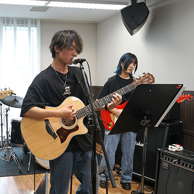シンガーソングライターコース 授業イメージ