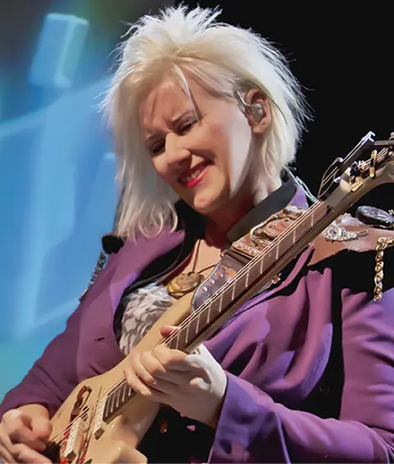 Jennifer Batten