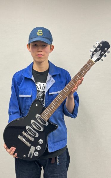 1年2作目セットネックモデル