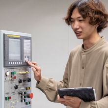 ギター製作総合コース ギターデザイン専攻
